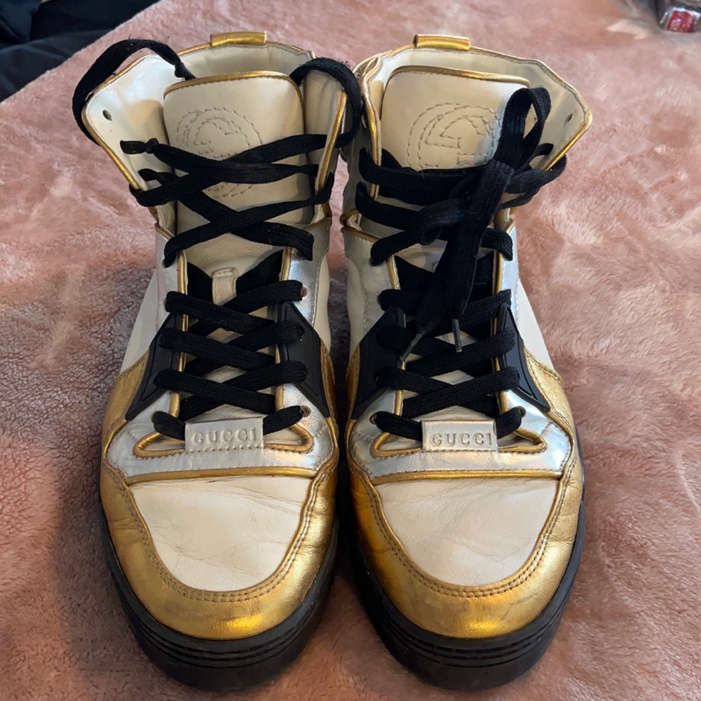 Gucci sneakers
